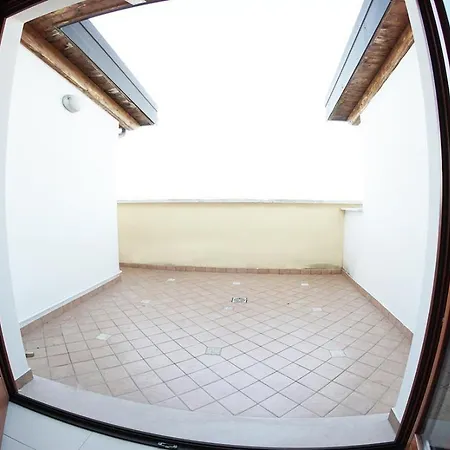 Arianna Appartement *