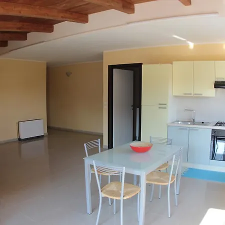 Arianna Appartement *